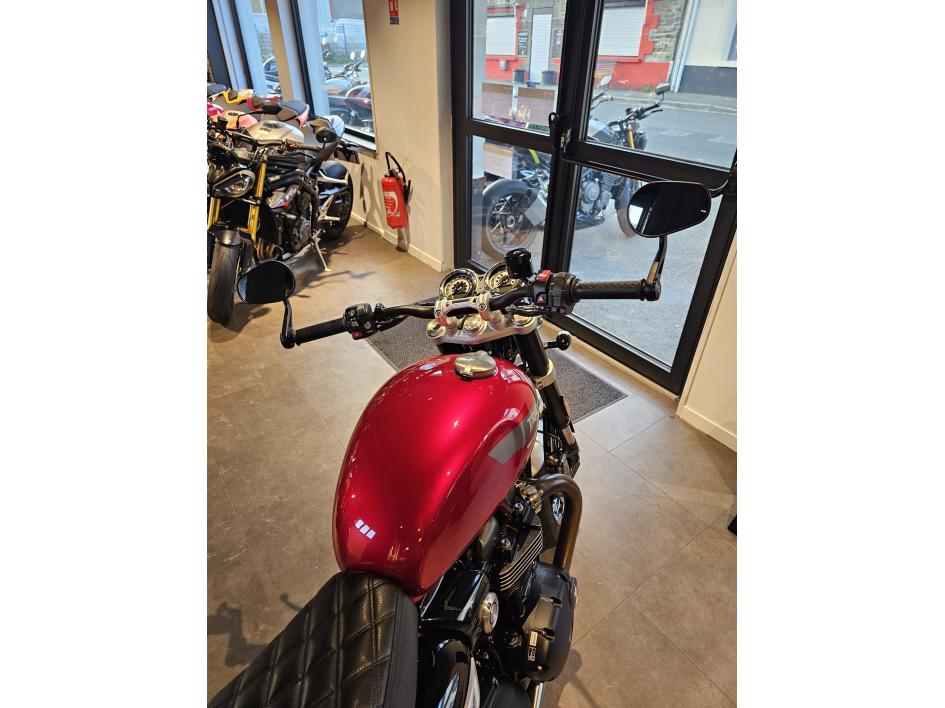 TRIUMPH SPEED TWIN 1200