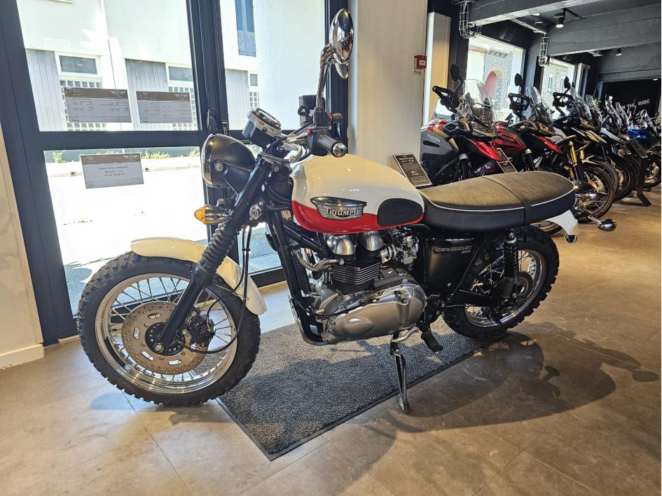 TRIUMPH SCRAMBLER 900
